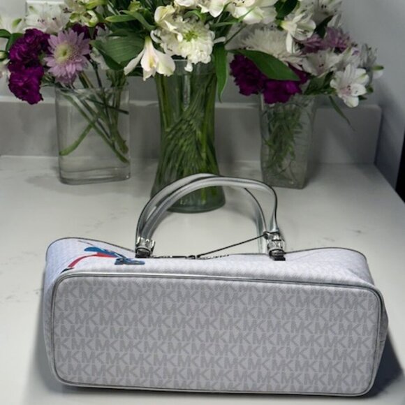 ⛷️🏂🚠 Michael Kors NWT Jet Set Girls Ski Tote Shoulder Bag - Picture 11 of 16